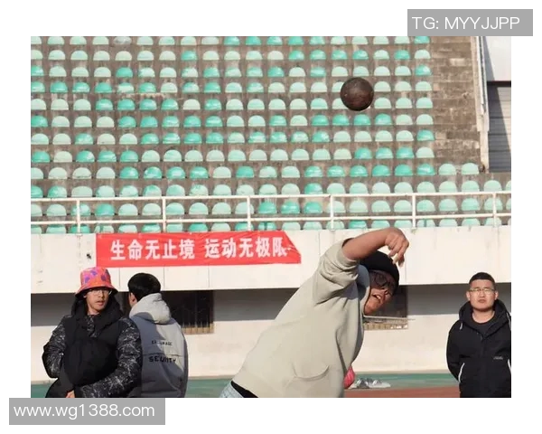 跨越极限的挑战与荣耀100米跨栏运动员的奋斗之路 跨越极限的挑战与荣耀100米跨栏运动员的奋斗之路